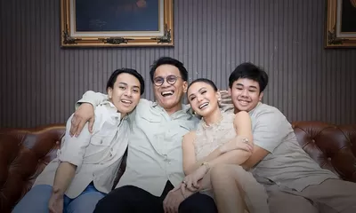 Sudah Cerai Tapi Masih Akur! Ini Deretan Artis yang Masih Dekat dan Sering Bareng dengan Mantan