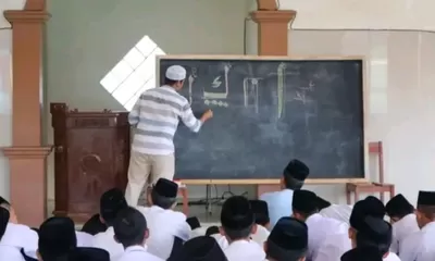 Latihan Soal dan Jawaban Pendidikan Agama Islam Kelas 10 SMK Materi Menuntut Ilmu