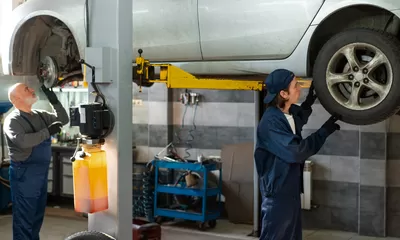 Cara Merawat Sokbreker Mobil Agar Awet Bertahun-tahun, Kaki-kaki Nyaman Bepergian Jadi Lebih Aman