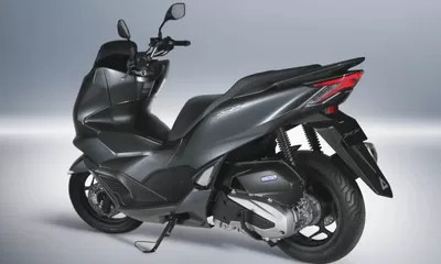 Motor Honda PCX 2024 Kini Hadir Dengan Tampilan Lebih Gagah