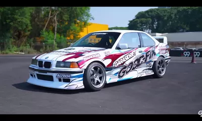 BMW E36 Garasi Drift Resmi Diluncurkan: Mobil Drift Budget Rp250 Juta yang Siap Beraksi
