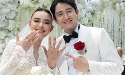 Amanda Manopo Menangis Haru Saat Ucap Janji di Hadapan Kenny Austin