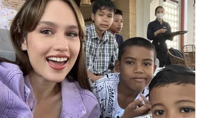 Tak Hanya Cantik, 7 Artis Ini Buktikan Kepedulian dengan Mendirikan Sekolah Gratis
