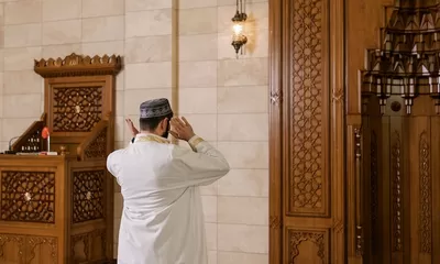 Idul Adha 2025 Bertepatan Hari Jumat, Apakah Sholat Jumat Tetap Wajib? Begini Penjelasan Ulama