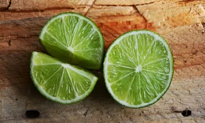 Simak Kandungan dan Manfaat Jeruk Nipis untuk Kesehatan!