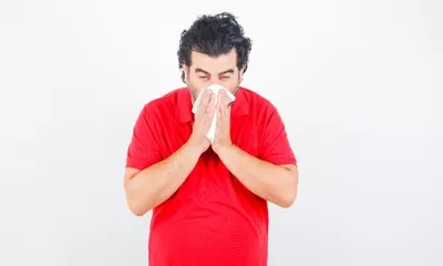 Benarkah Menahan Bersin Bisa Merobek Saluran Pernapasan?