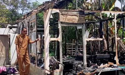 Api Hanguskan Rumah di Donggulu Parigi Moutong, Satu Keluarga Mengungsi