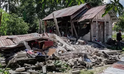 Pantau Korban Gempa, Anwar Hafid Janji Kawal Pemulihan