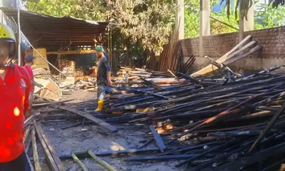 Rumah dan Tempat Usaha Kayu di Mayjen Aziz Bustam Hangus Dilalap Api, Kerugian Rp150 Juta