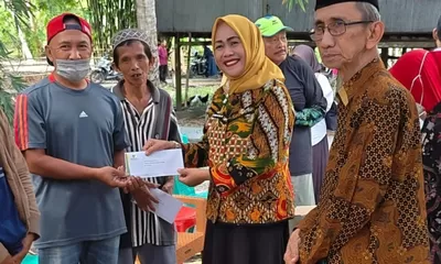Korban Kebakaran Galung Tengah Majene Terima Bantuan Dana Darurat