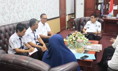 Hambat Proyek KKP, Erwin Burase Desak Camat Tuntaskan Legalitas Kampung Nelayan Parigi Moutong