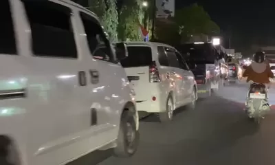 Antrean Panjang di SPBU Kota Palu, Warga Buru Pertalite Hingga Malam