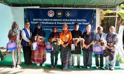 Bekali Keterampilan Wastra, Dekranas Gelar Bimtek bagi UMKM Alor