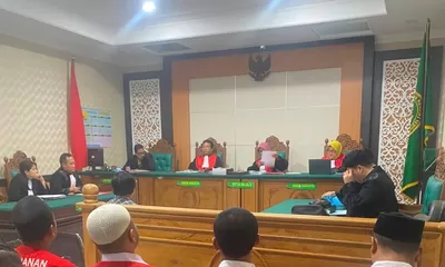 Perkara Dugaan Penggelapan Sertifikat, Notaris/PPAT Sujayanto Jalani Sidang di PN Sidoarjo