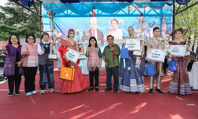 Ketua Dekranasda Kota Pematangsiantar menutup kegiatan UMKM Siantar Expo 2026.