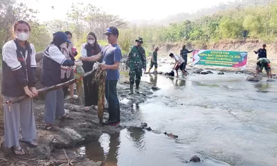 Aksi Nyata Kodim 0724/Boyolali Selamatkan Sungai Serang dari Tumpukan Sampah Demi Cegah Banjir