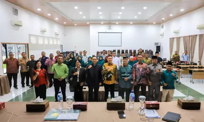 Staf Ahli Bid.Pembangunan Pemko Siantar Membuka Seminar ‘Membangun Jiwa Kepemimpinan dan Nasionalisme’.