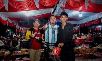 Bupati Batu Bara Nobar Final Piala Dunia 2026 Bersama Masyarakat