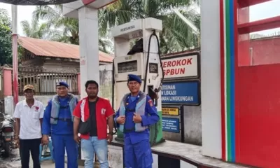 Satpolairud Polres Tanjung Balai Awasi Pendistribusian BBM Solar Nelayan