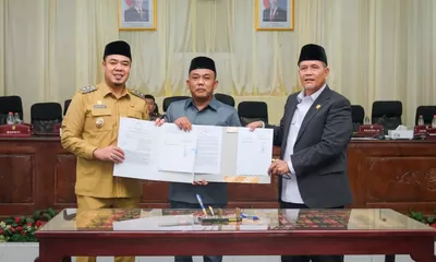 Wakil Bupati Batu Bara Sampaikan Komitmen Penguatan Tata Kelola Keuangan Daerah dan Transformasi BUMD di Rapat Paripurna DPRD