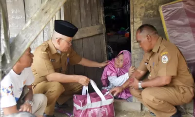 Pemkab Tapanuli Tengah Salurkan Bantuan untuk Warga Penyandang Disabilitas di Lubuk Tukko Pandan