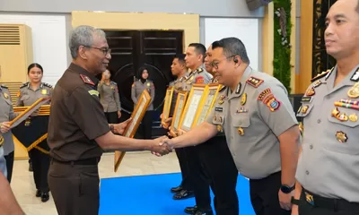 Kapolres Sibolga AKBP Eddy Inganta Terima Dua Penghargaan Kapolri, Polres Sibolga Raih Predikat WBK dan Pelayanan Prima