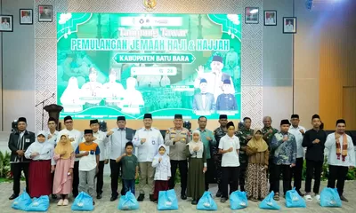 Bupati Baharuddin Pimpin Tepung Tawar Jemaah Haji, Tegaskan Komitmen Tingkatkan Pelayanan Haji di Batu Bara