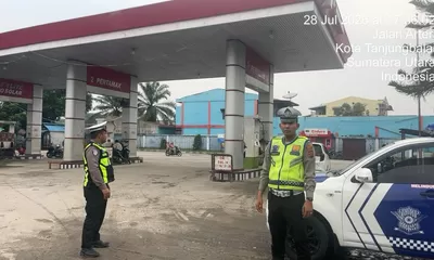 Antisipasi Kelangkaan BBM, Sat Lantas Polres Tanjung Balai Intensifkan Patroli di SPBU