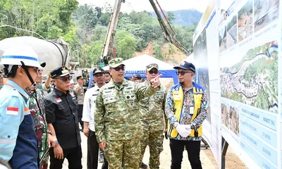 Bupati Tapteng Masinton Pasaribu Dampingi Tim Supervisi Pusat Tinjau Progres Penanganan Pascabencana Di Tapteng
