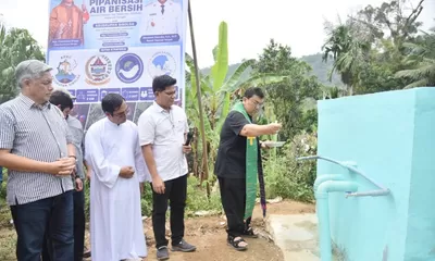 Sekdakab Tapteng Bersama Uskup Sibolga Resmikan Pipanisasi Air Bersih Bagi Warga Lobu Singkam Sitahuis