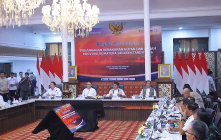 Rakor Penanganan Karhutla Dipimpin Menko Polkam, Herman Deru Sampaikan Kondisi Terkini dan Sambut Baik Teknologi Dry Ice