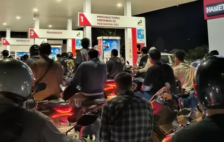 Bali Terapkan WFH dan PJJ Selama 3 Hari Imbas Antrean BBM Mengular di SPBU