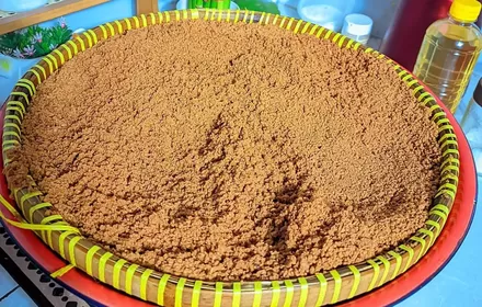 Cuma Rp 8 Ribu Bisa Bernostalgia dengan Blondo Kelapa di Blitar, Kuliner Jadul Gurih yang Nikmat Disantap dengan Sambal Bawang
