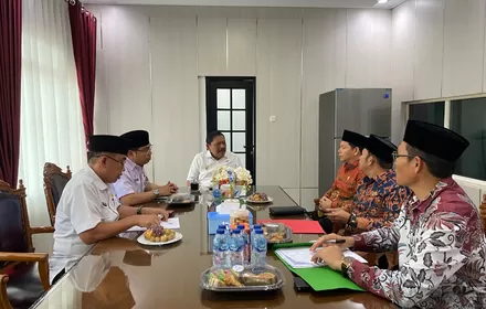 Bertemu Staf Khusus Menteri Koperasi, Wagub Mian Bahas Progres Koperasi Desa Merah Putih