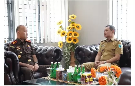 Perkuat Sinergi, Bupati Paser Fahmi Fadli Silaturahmi ke Kejari Paser