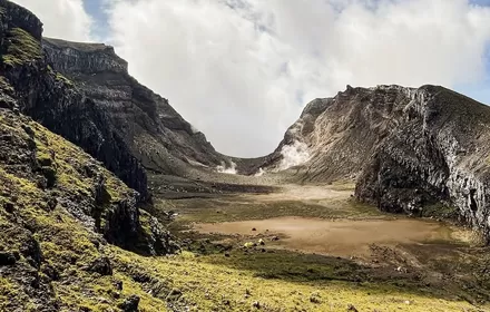 Mengintip Keindahan Gunung Gamkonora, Gunung Api Aktif di Halmahera Maluku Utara