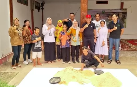 Wakil Ketua DPRD Gelar Pelatihan Ternak Ayam Petelur Bagi Penyandang Kaum Disabilitas