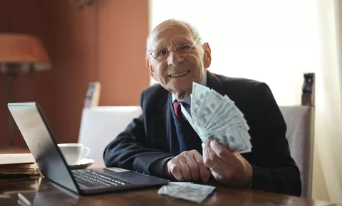 Strategi Keuangan untuk Mengelola Dana Pensiun Anda dengan Bijak