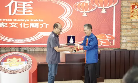 Bahasa Hakka Masih Bergema di Pontianak