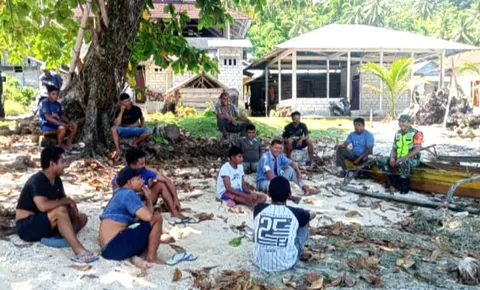 Waspada Gelombang Tinggi di Talaud, Serka Florianus Imbau Nelayan Tak Nekat Melaut Tanpa Pelampung