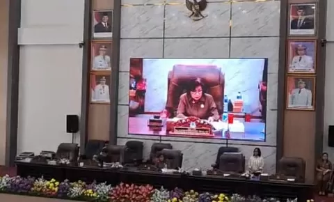 Wali Kota Andrei Angouw Sampaikan Rancangan KUA-PPAS 2027 di DPRD Manado, Tegaskan Fokus SDM dan Aspirasi Warga
