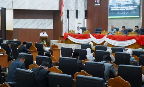 Paripurna DPRD Subang bahas LKPJ APBD 2025, Bupati paparkan capaian dan evaluasi kinerja