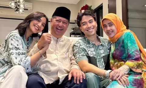 Lebaran tanpa Vidi Aldiano, ayah kenang tradisi foto keluarga penuh ide kreatif