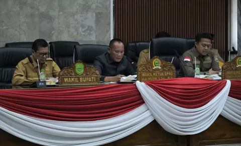 RAPBD Subang 2027 tembus Rp2,7 triliun, DPRD soroti rencana defisit Rp106,5 miliar