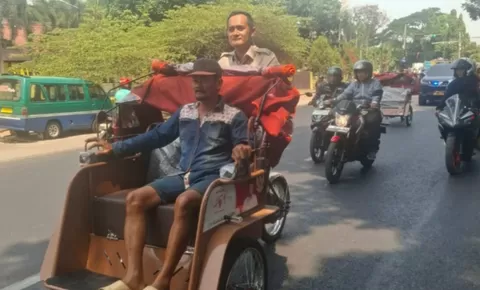Tegar Jasa Priatna apresiasi 200 becak listrik bantuan Presiden untuk pengayuh becak Subang