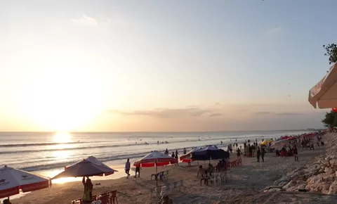 Pesona Keindahan Destinasi Pantai Di Bali Bagian Selatan Yang Digemari Wisatawan Nusantara