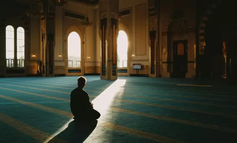 10 Kata - Kata Malam Lailatul Qadar Penuh Makna dan Doa, Cocok untuk Caption Unggahan Media Sosial 10 Hari Terakhir Ramadhan