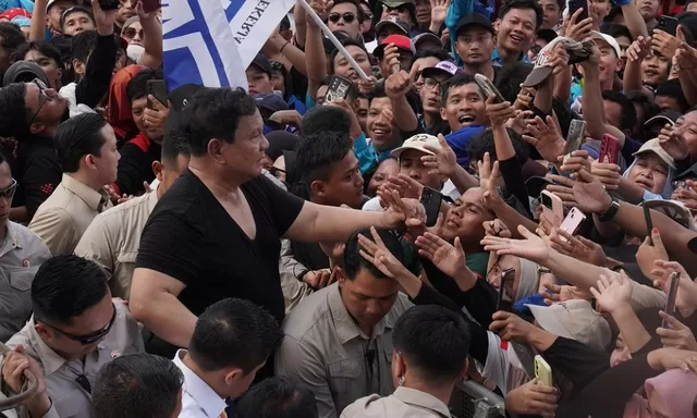 Mengapa Kesalahan Panggung Tokoh Nasional Kini Lebih Berbahaya di Era Video Pendek dan Media Sosial