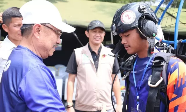 Wakil Wali Kota Bekasi Resmi Buka Kualifikasi Porprov Jabar Cabor Paramotor