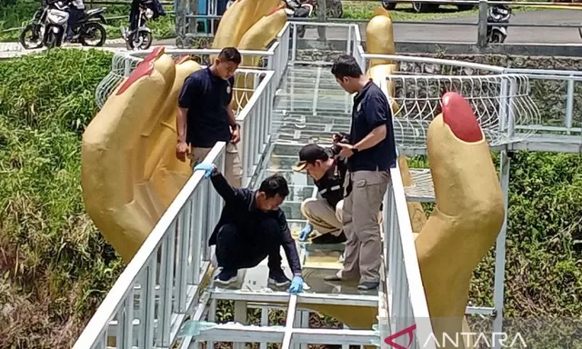 Insiden Tewaskan Pengunjung, Semua Objek Wisata Jembatan Kaca di Banyumas Ditutup Sementara